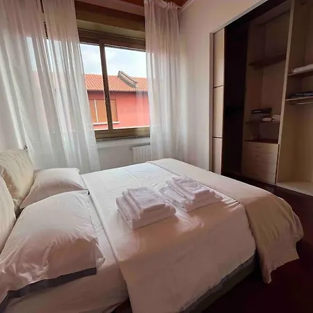 - Magistretti. Ampio Bilocale Apartment